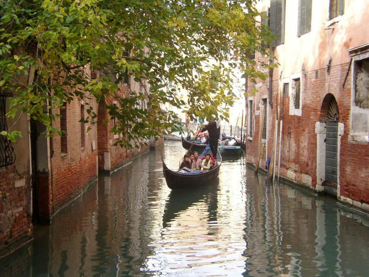 Apartment Essence Of Venedig Exteriör bild